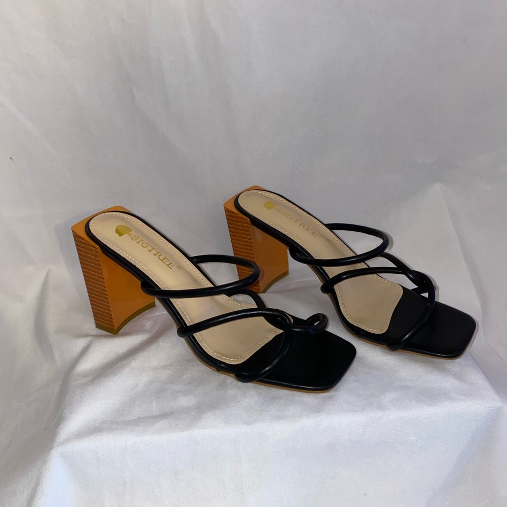 Bigtree Black Strap Sandals - Picture 2 of 4